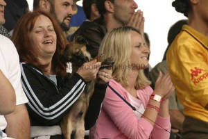 clappingdog_4002.jpg